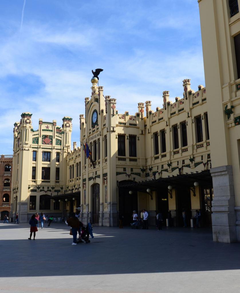 Valencia Estacion Norte photo Bob Driessen