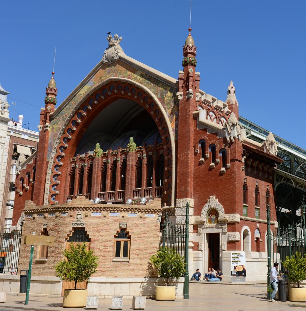 Valencia Mercado Mercado Colon photo Bob Driessen